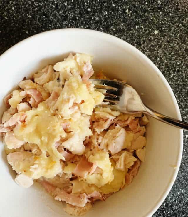 bowl of chicken cordon bleu